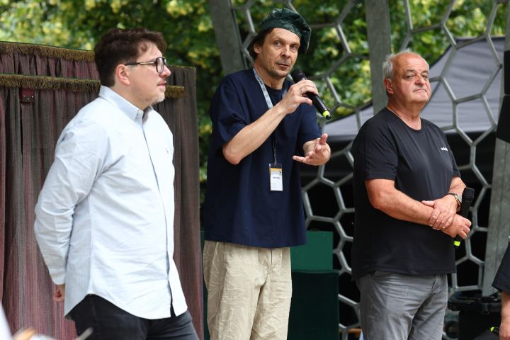 F_0023_B01_3103 F_0023_B01_3103