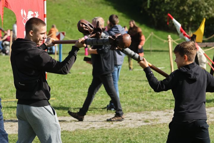 F_0057_C03_2829 F_0057_C03_2829