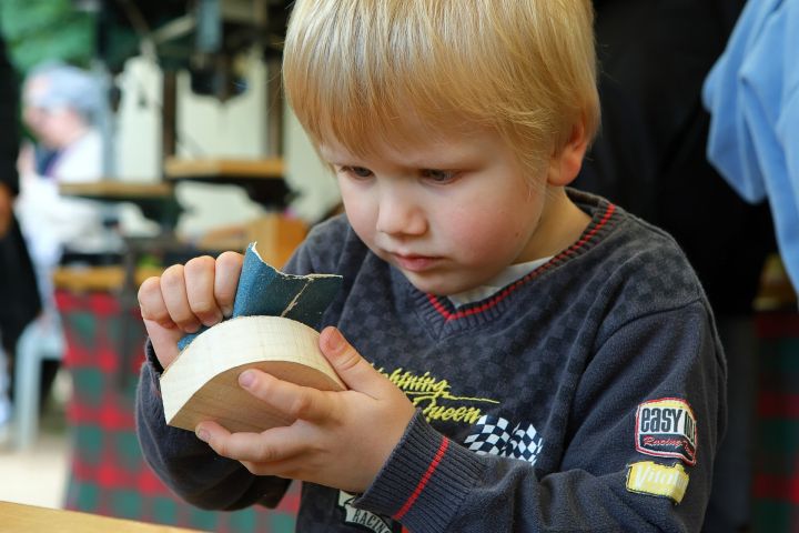 F_0084_A03_6324 F_0084_A03_6324