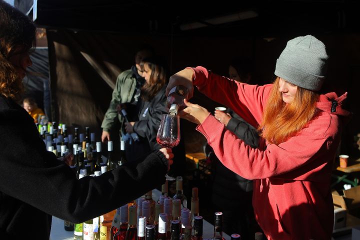 F_0085_A01_8701 F_0085_A01_8701