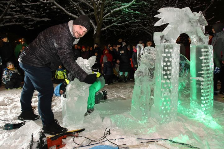 F_0100_A02_0080 F_0100_A02_0080