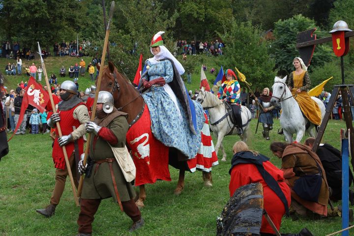 F_0166_A04_3777 F_0166_A04_3777