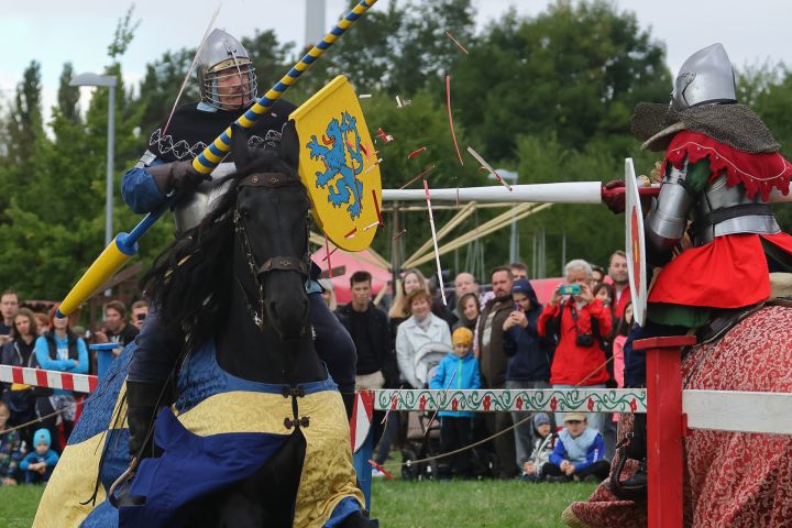 F_0493_C03_3200 F_0493_C03_3200