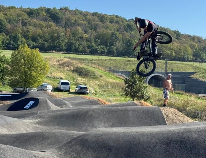 pumptrack pumptrack